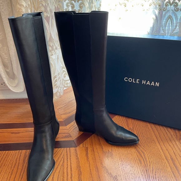 Cole Haan Halle Stretch Boots size 6 - Picture 5 of 11